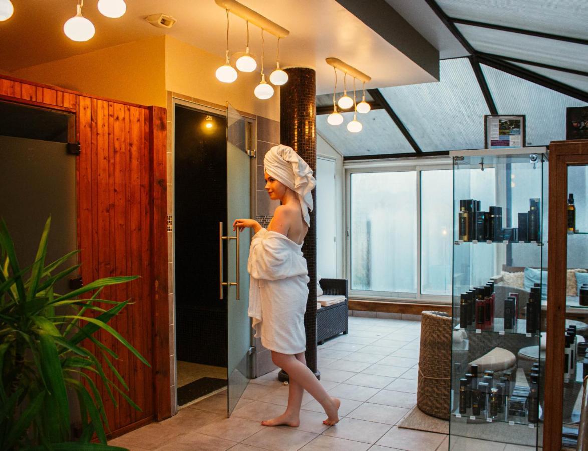 Hostellerie Et Spa De La Vieille Ferme كرييل-سور-مير المظهر الخارجي الصورة
