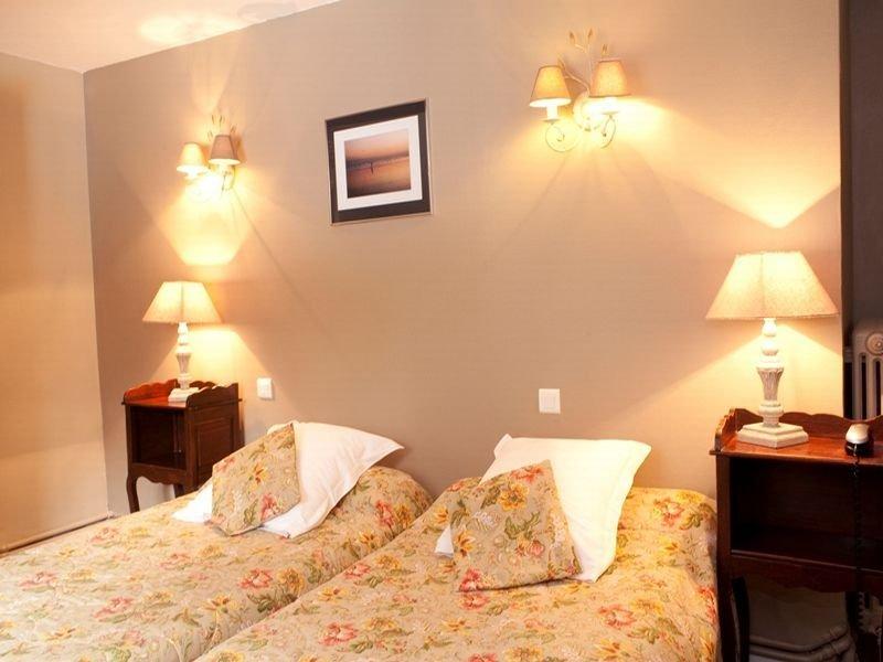 Hostellerie Et Spa De La Vieille Ferme كرييل-سور-مير المظهر الخارجي الصورة