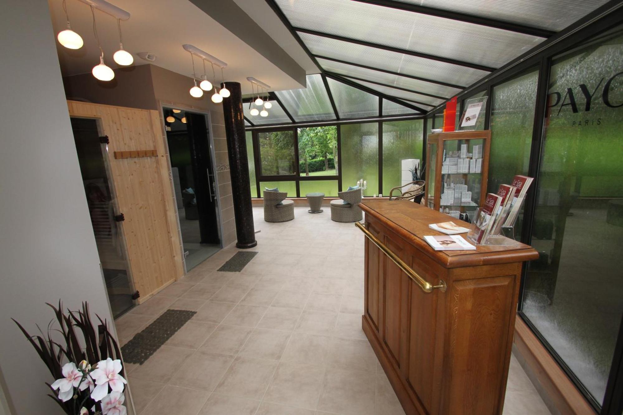 Hostellerie Et Spa De La Vieille Ferme كرييل-سور-مير المظهر الخارجي الصورة